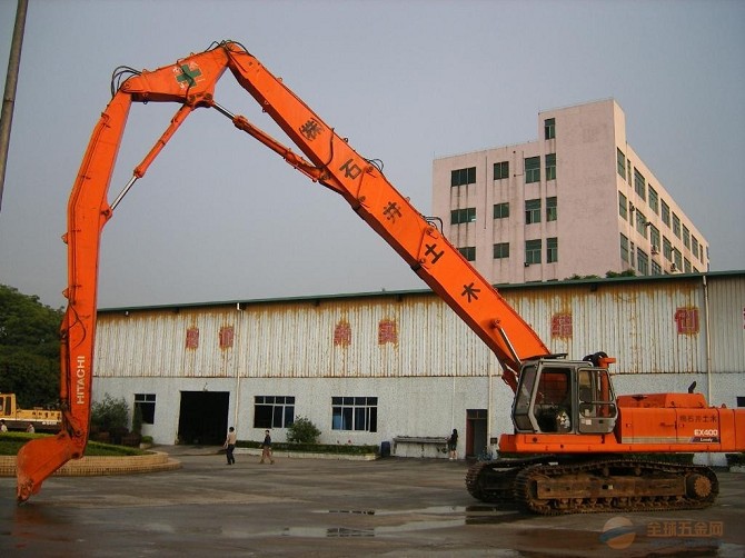 挖掘機(jī)拆樓臂、三段式加長(zhǎng)臂、挖掘機(jī)拆樓臂廠家